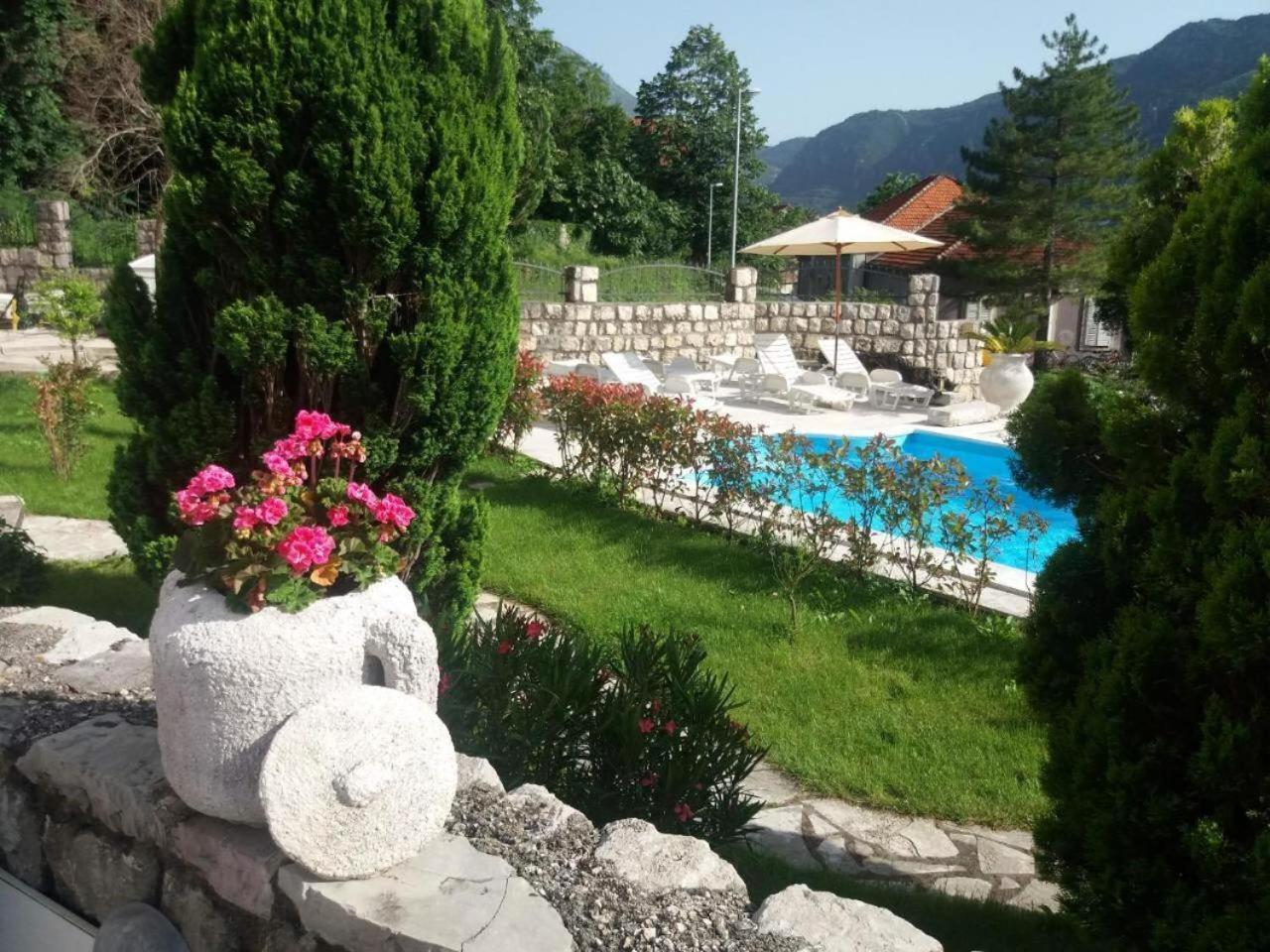 Villa Kamena Kotor Exteriér fotografie