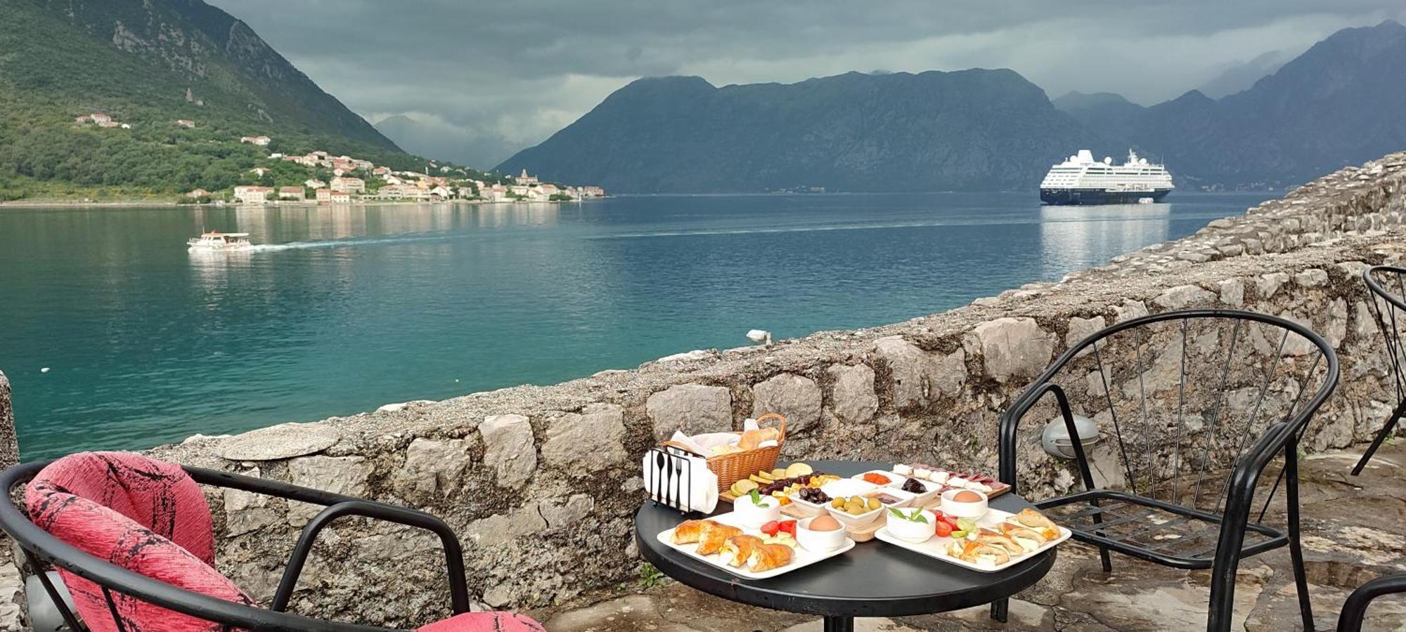 Villa Kamena Kotor Exteriér fotografie